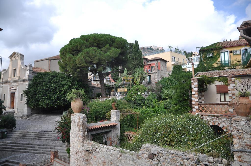 B&B Le 4 Fontane Ταορμίνα Εξωτερικό φωτογραφία